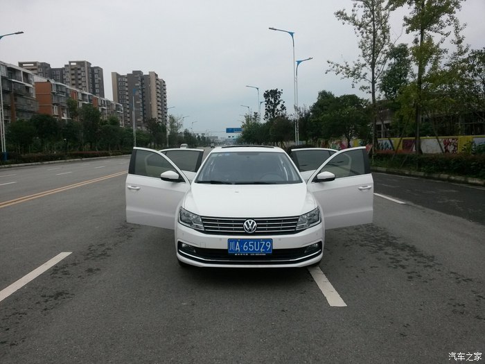 2022款朗逸1.5自动舒适版提车作业,2015款朗逸1.6l手动舒适版