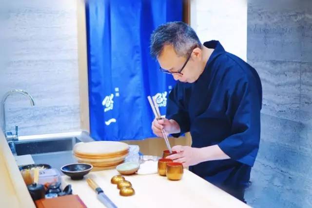 南京美食界扛把子的这些店子，吃货们都去拔过草吗？