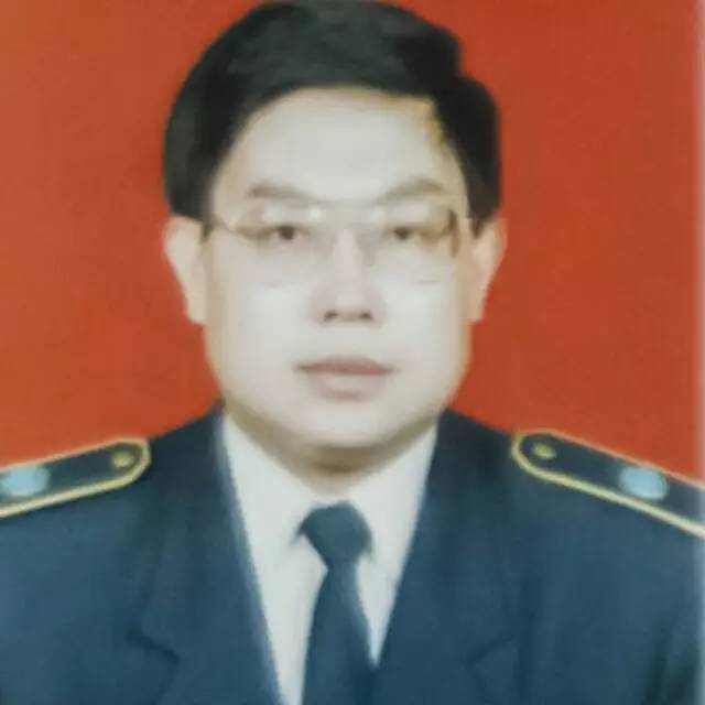 帝王蟹和海王蟹哪个更厉害,春节帝王蟹和波龙哪个更值得吃