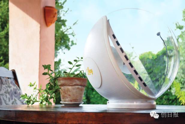 你拿镜子晃人时，有人用它点亮地下室居住者的家，为100万人带去温暖的阳光！