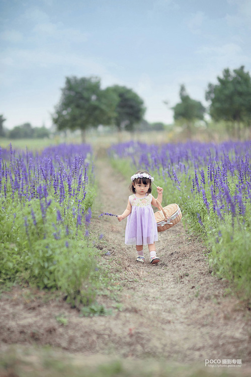 每个妈妈都是孩子的专属摄影师,每个妈妈都是孩子的摄影师