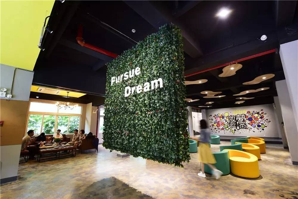 滨江公寓出租拎包入住,滨江国际精装拎包入住