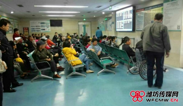 这个季节天气多变特别容易感冒,天气晴好昼夜温差大注意预防感冒