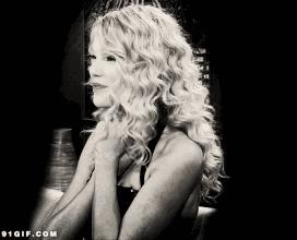 秋天又要更新衣柜？不如来香港完成咱们的换季大业！