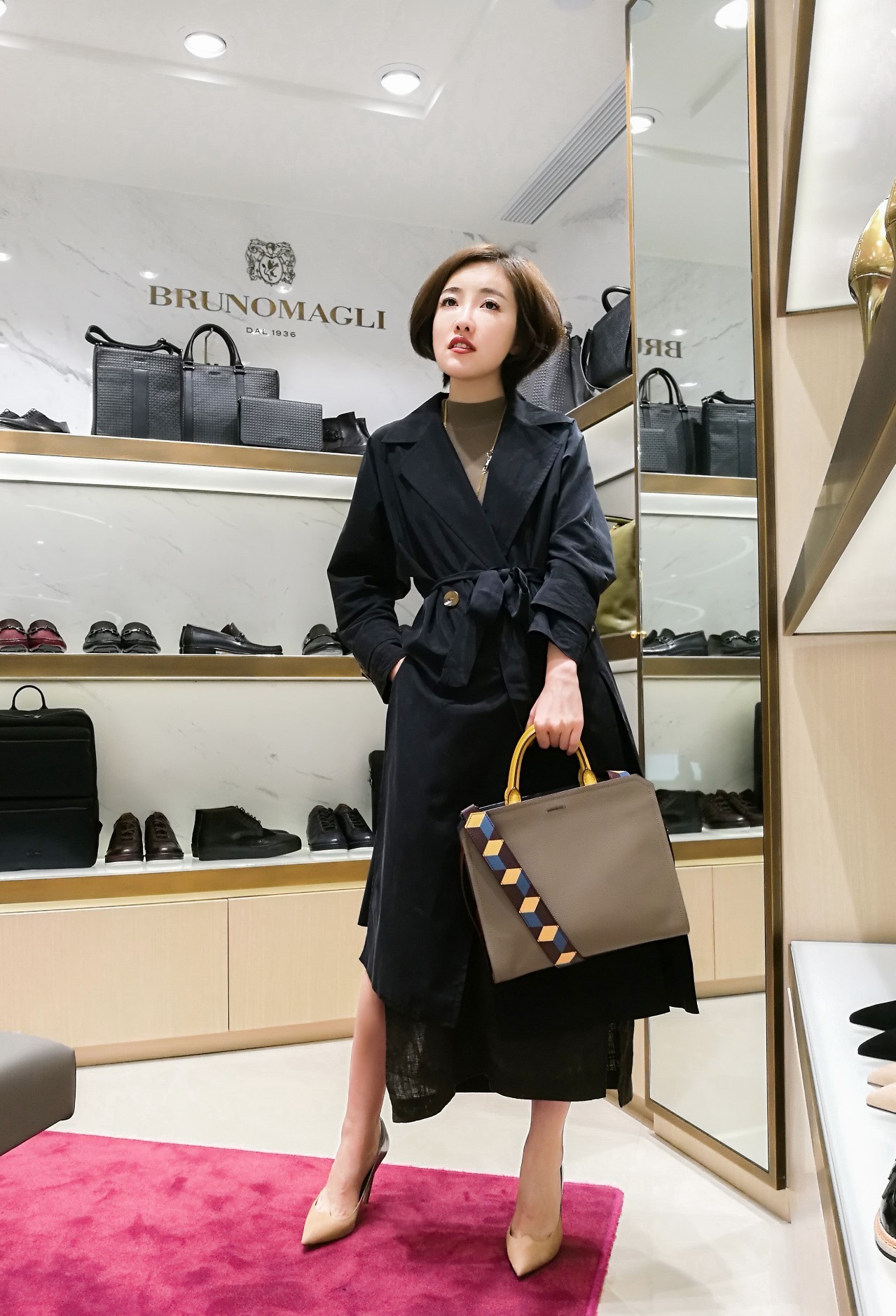 秋天又要更新衣柜？不如来香港完成咱们的换季大业！