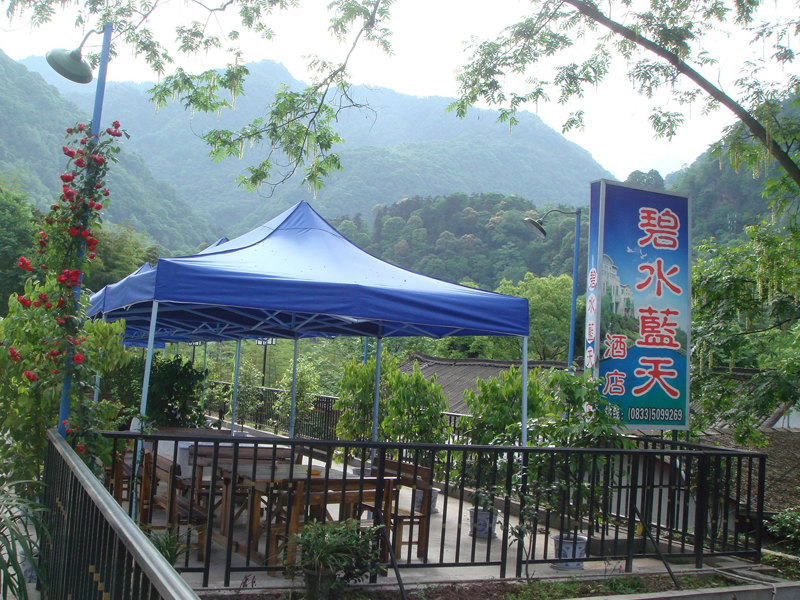 峨眉山旅游住哪个酒店比较方便,峨眉山度假酒店推荐最新