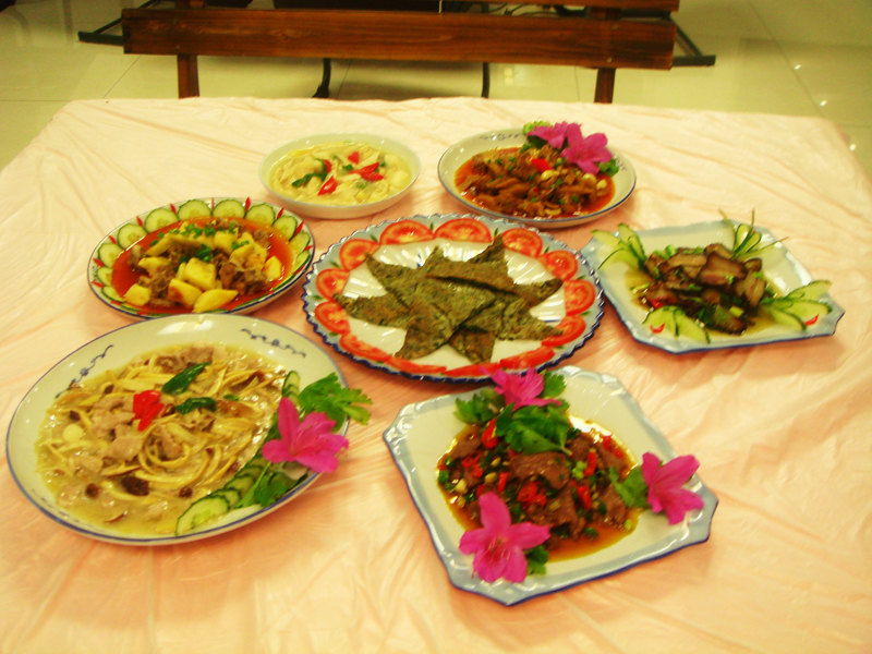 峨眉山旅游住哪个酒店比较方便,峨眉山度假酒店推荐最新