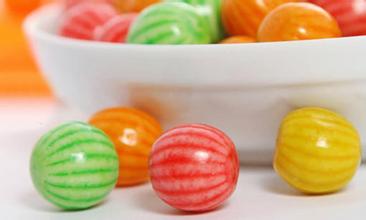 怎么把孩子零食控制住呢,小孩想吃零食怎么控制