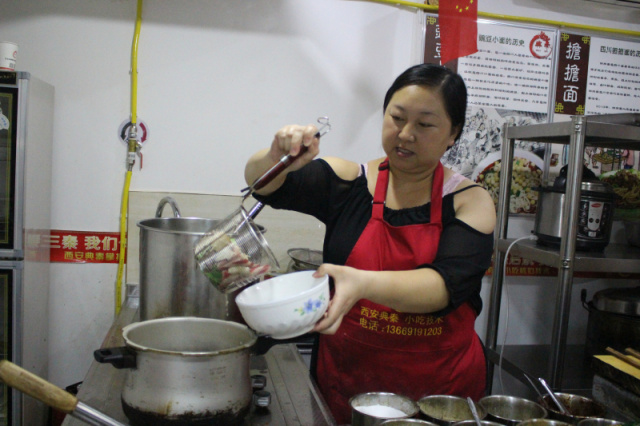 西安典秦厨师培训,陕西小吃卤菜培训