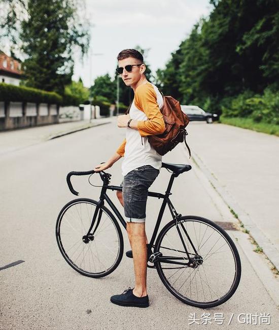 有什么学生双肩背包好看,背着很有少年感的双肩包