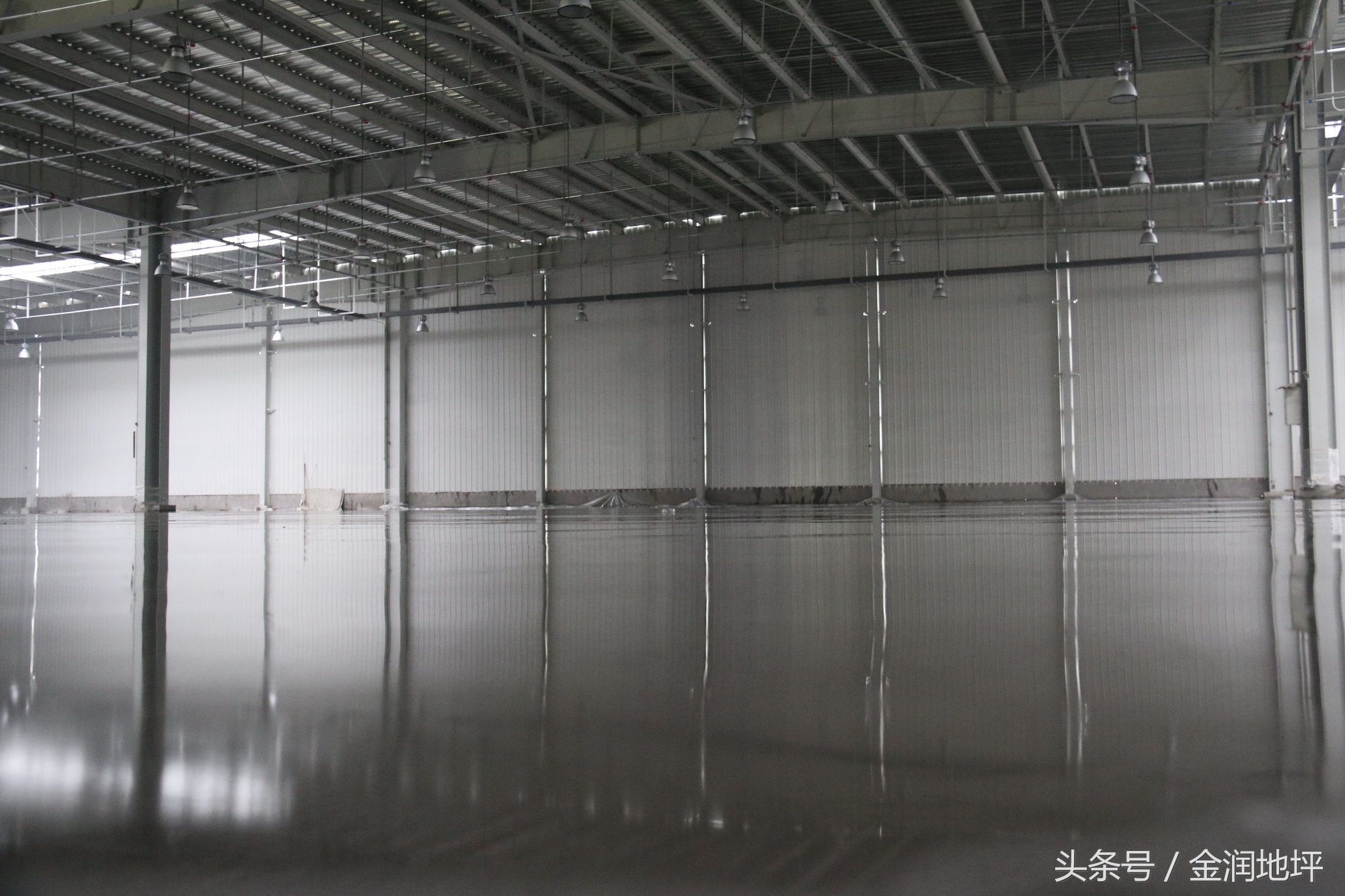 水泥地抛光和地坪漆成本对比,水泥地坪漆抛光