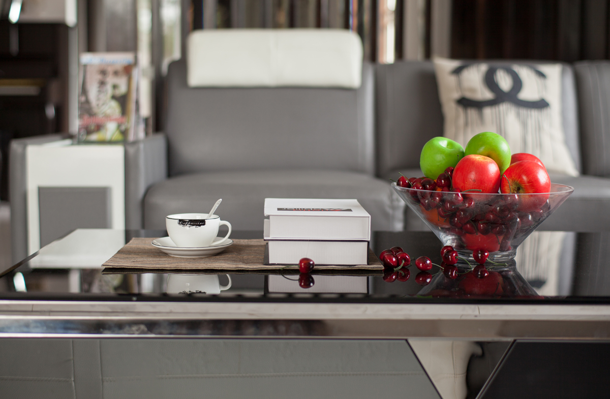 时尚生活家杂志,简约杂志风格