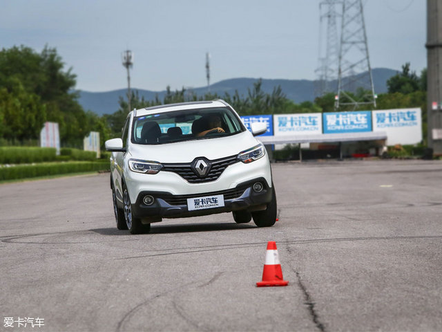 不看颜值只看性能的手机,2016款雷诺科雷嘉雾灯型号