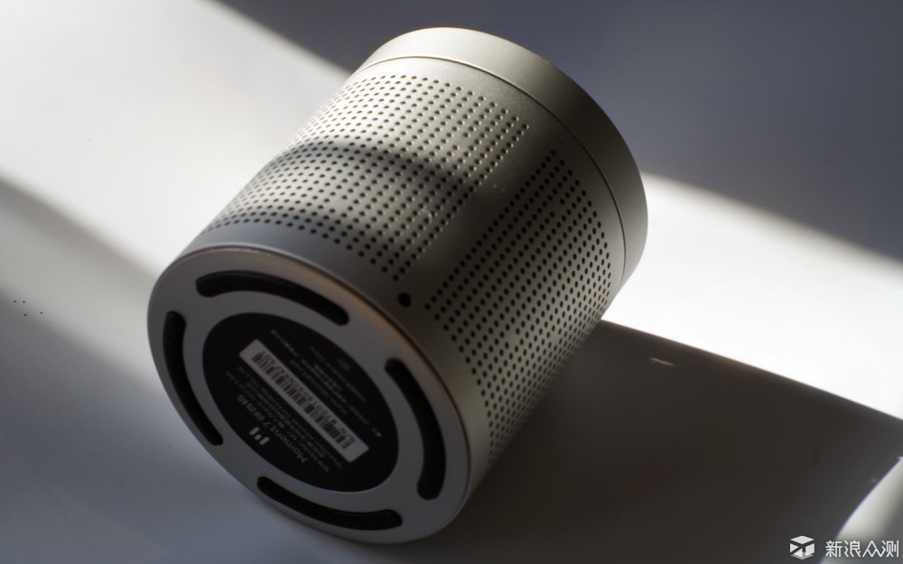 音质很棒微信控制还有屏幕显示的音箱---M7微音箱评测
