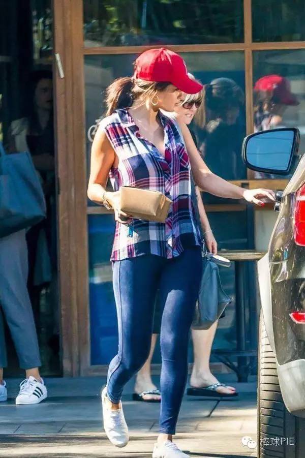 ny棒球帽还是dickies棒球帽,怎样鉴别ny棒球帽