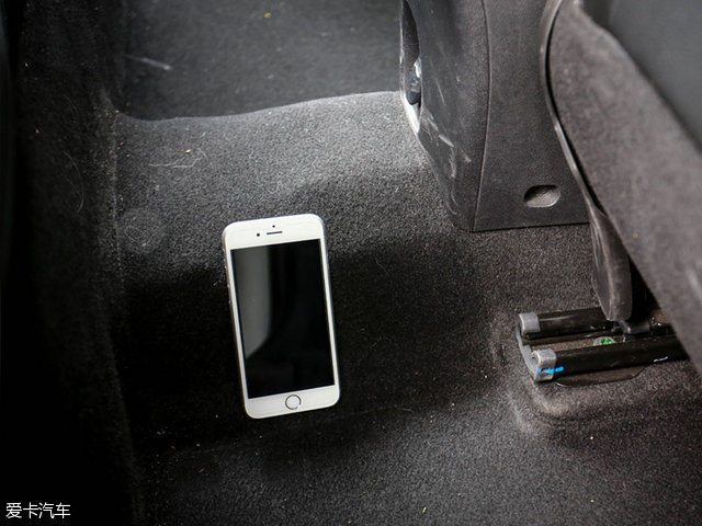 不看颜值只看性能的手机,2016款雷诺科雷嘉雾灯型号