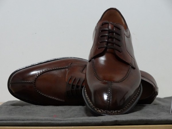 皮鞋应该怎么选购以及如何保养 (皮鞋品牌排行榜前十名商务皮鞋)