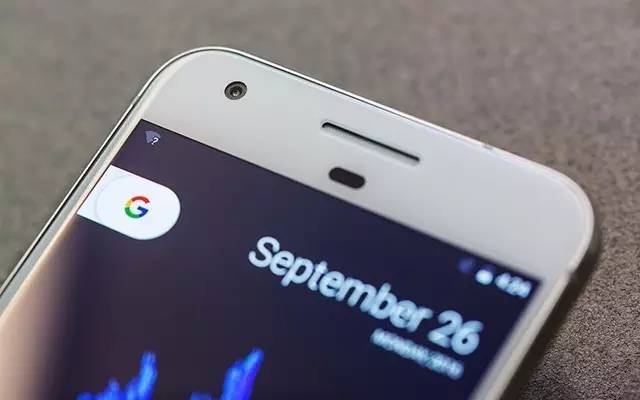 丑哭了！谷歌新旗舰手机拍照狂虐苹果三星，外观设计就是灾难