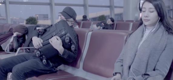 智享家|谁有这样的旅行箱，在线等，急！