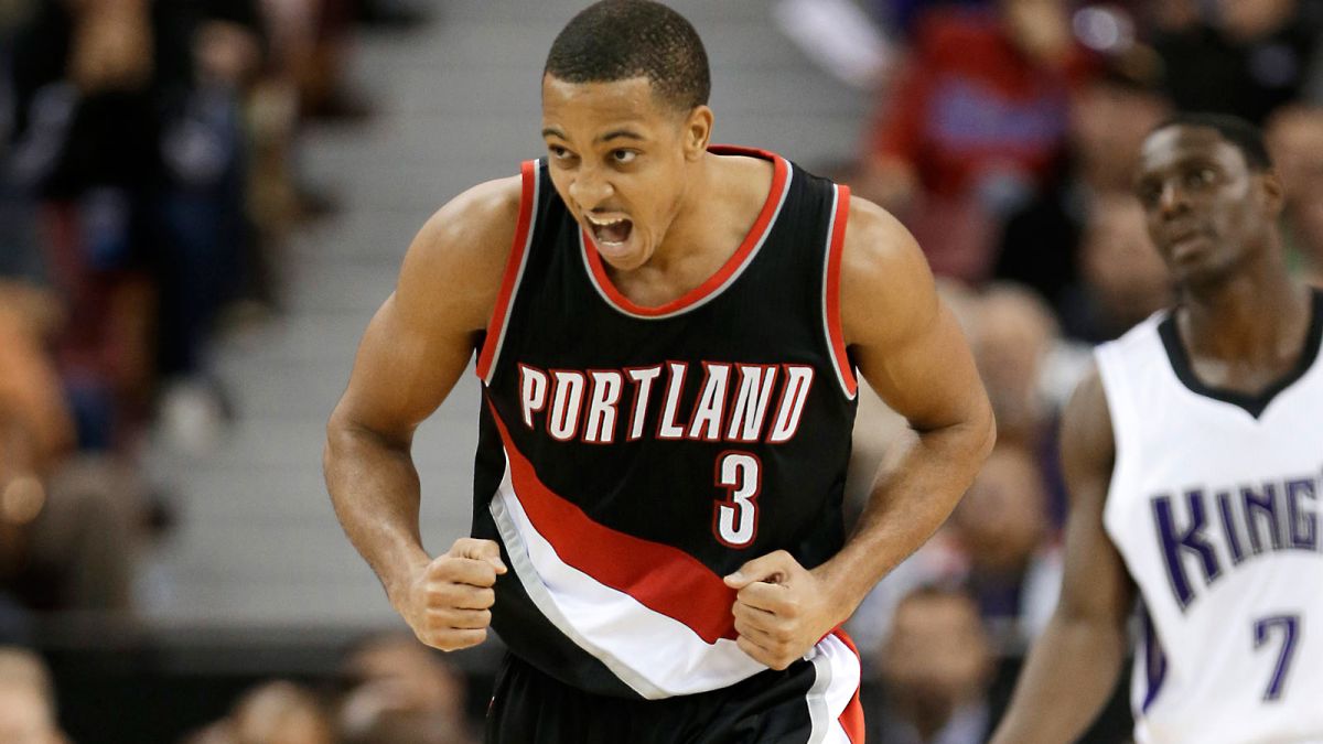 你不知道的nba照片故事,字母哥跟杜兰特交换球衣