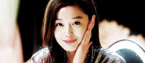 平滑肌肤精华推荐,什么精华是熬夜肌的救星