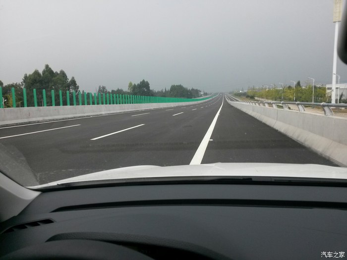 2022款朗逸1.5自动舒适版提车作业,2015款朗逸1.6l手动舒适版