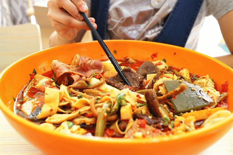 乌鲁木齐市最火的冒菜店,乌鲁木齐哪里有正宗的冒菜