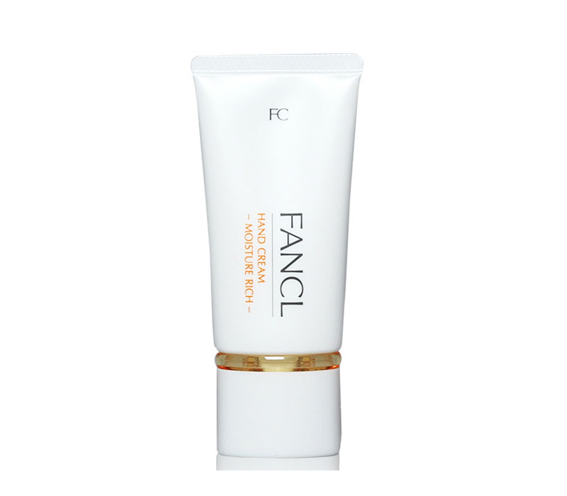 天气越来越冷了提前囤了几套,冬天晚上用超级保湿的护手霜