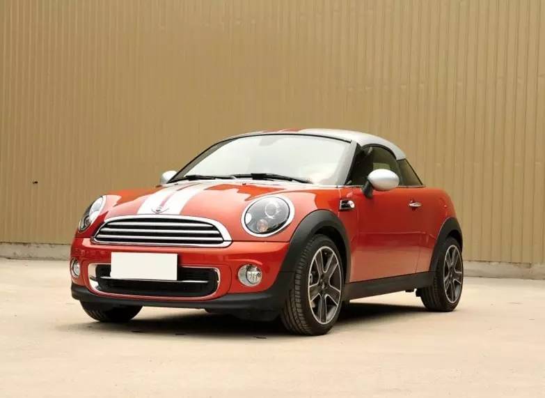 为什么买白色车的越来越多,红色车保值还是白色车保值