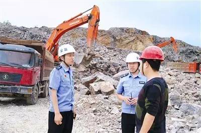 铁军是怎样锻造的,铁军是怎样炼成的