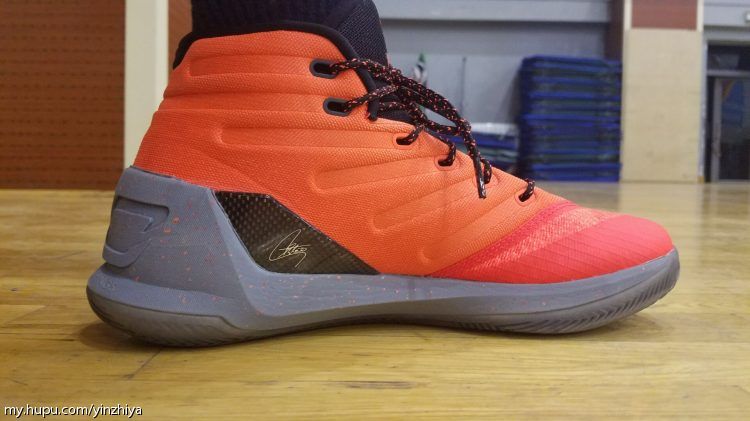 安德玛库里1代,安德玛库里1-8