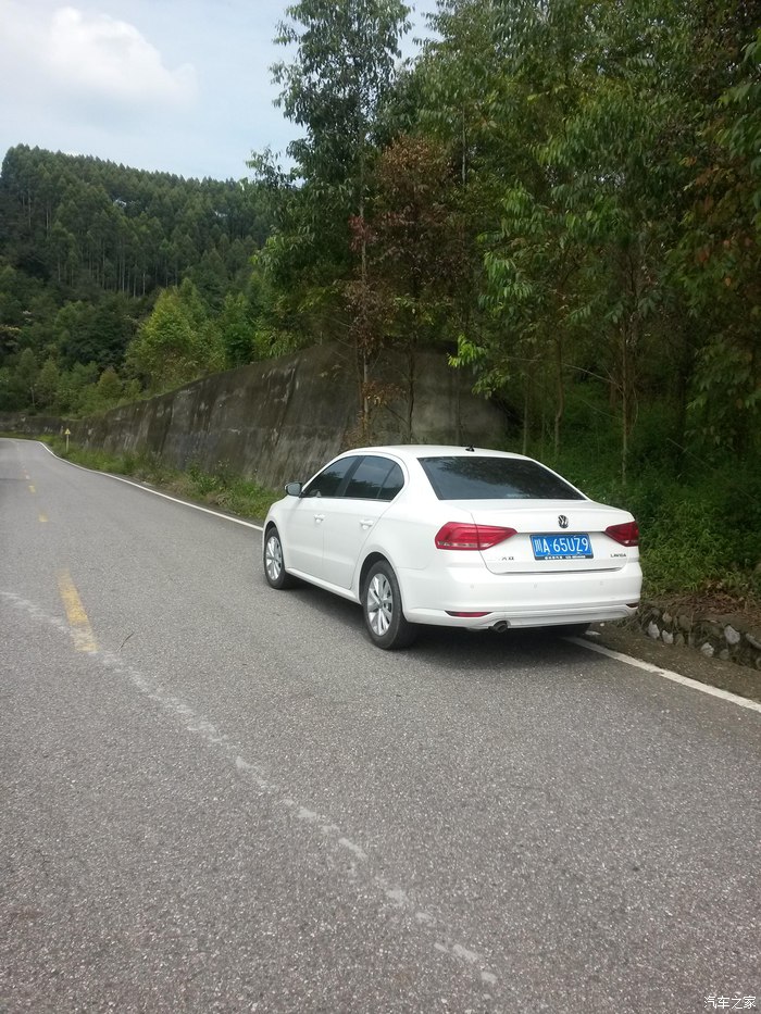 2022款朗逸1.5自动舒适版提车作业,2015款朗逸1.6l手动舒适版