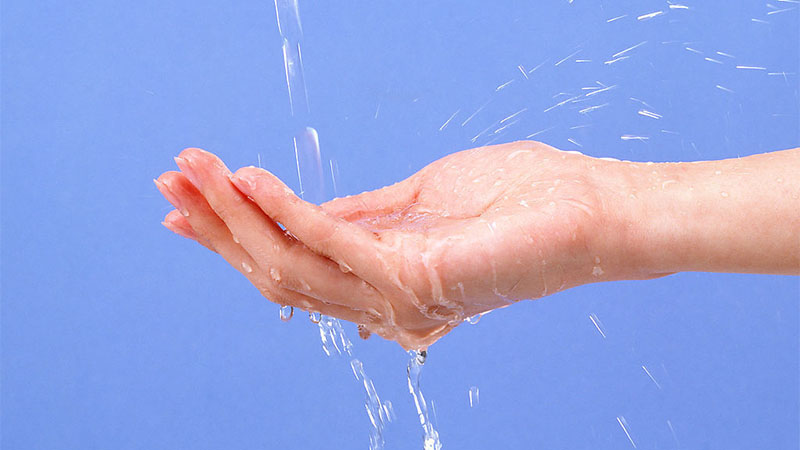 天气越来越冷了提前囤了几套,冬天晚上用超级保湿的护手霜