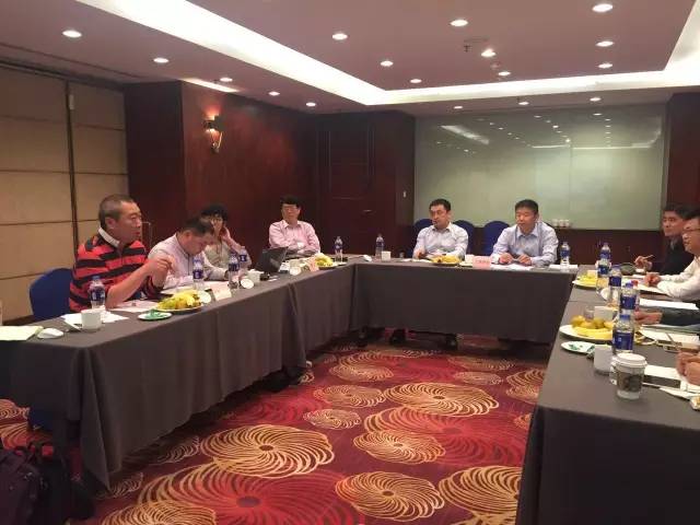 鑸屽皷涓婄殑cba,鑸屽皷涓婄殑MC