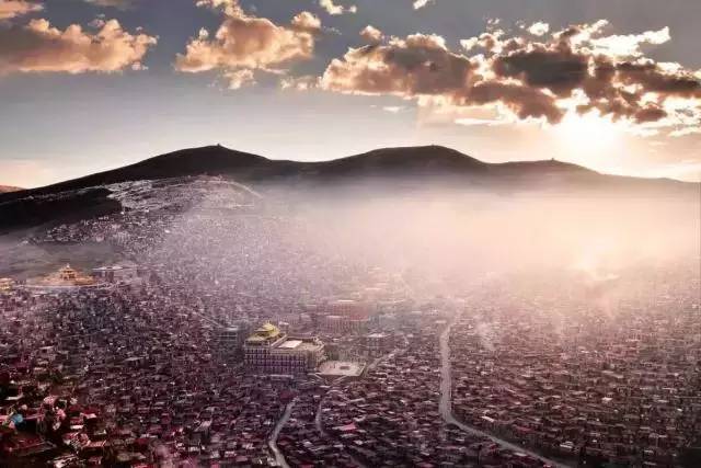 冬季到雪村来看雪,冬季到雪乡去看雪