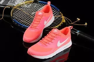 打完羽毛球后脚掌疼咋样缓解,打羽毛球后脚底肿胀