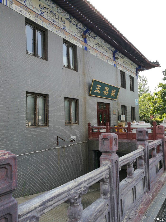 奥迪a6l2016款30fsi舒适型实拍,2016款奥迪a6l评测1.8t用车感悟