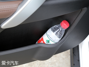 吉利帝豪2017款百万向上互联版,吉利帝豪百万款测试