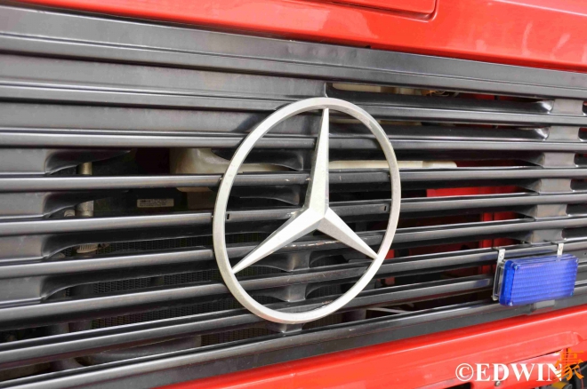 奔驰国产大卡车,奔驰卡车和国产卡车