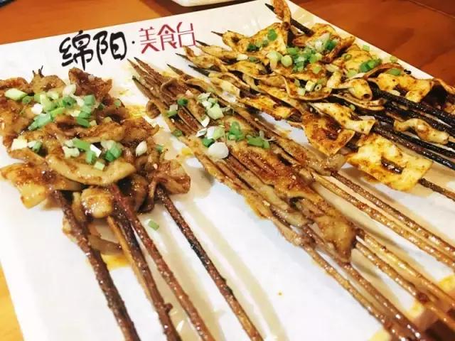绵阳正宗炭火烧烤,烧烤界的扛把子好吃到嗷嗷叫