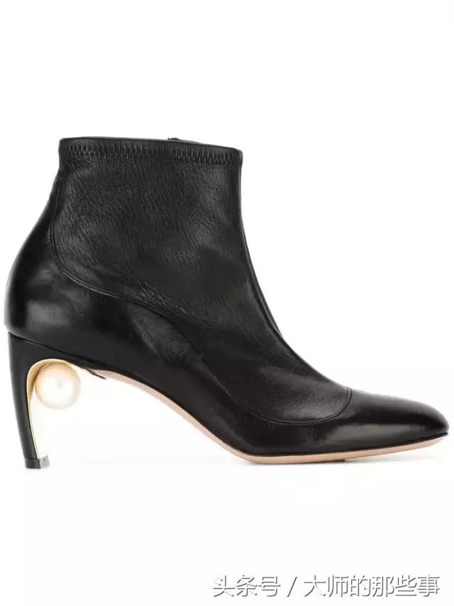 这双鞋成时尚界新宠,明星同款珍珠鞋