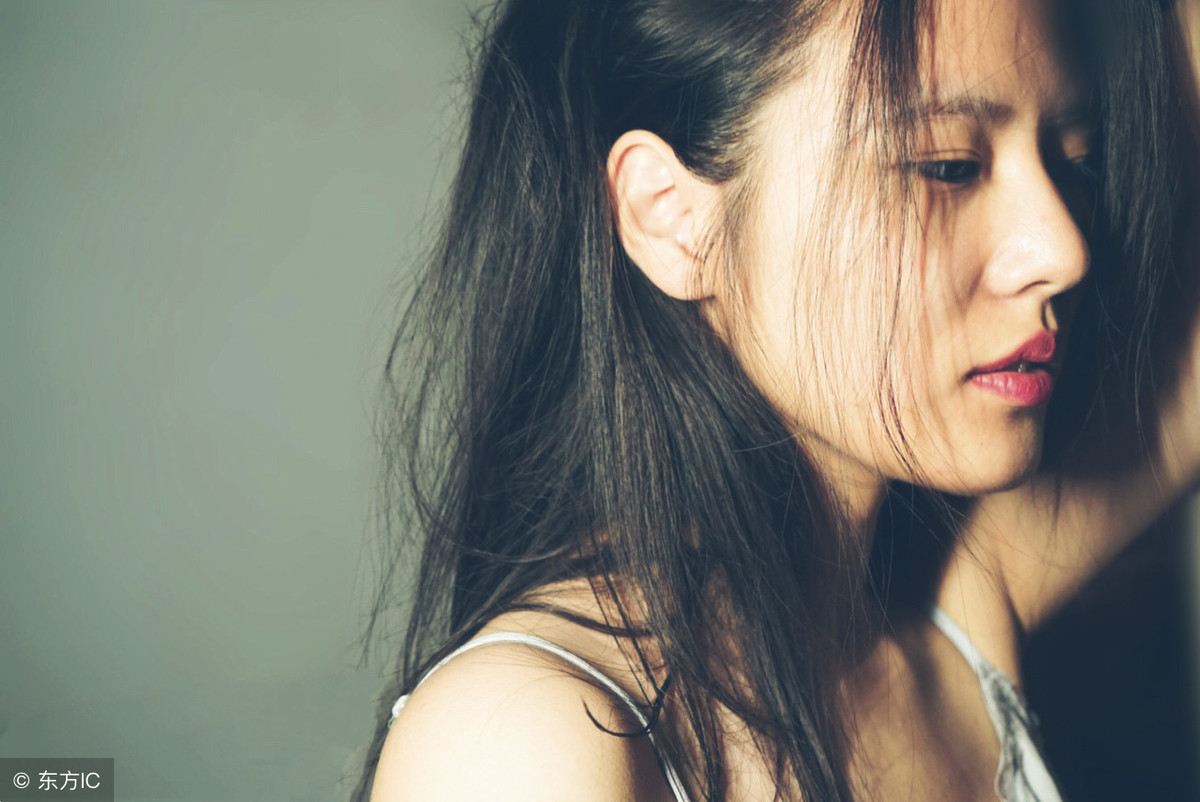 小说：担任超时空代理人后，小伙竟和始皇成了同事，还送他长寿丹