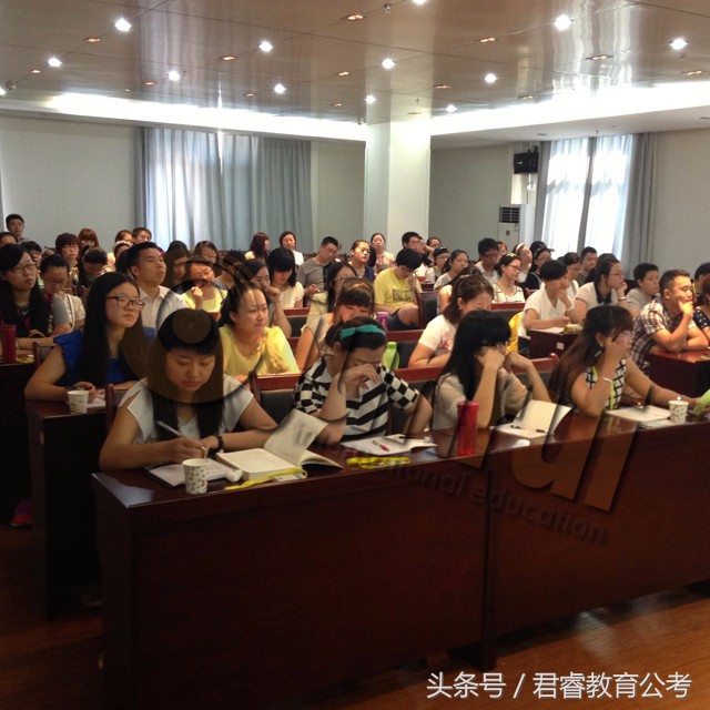 陕西省社区工笔者今后的前途,陕西社区工笔者待遇最新政策