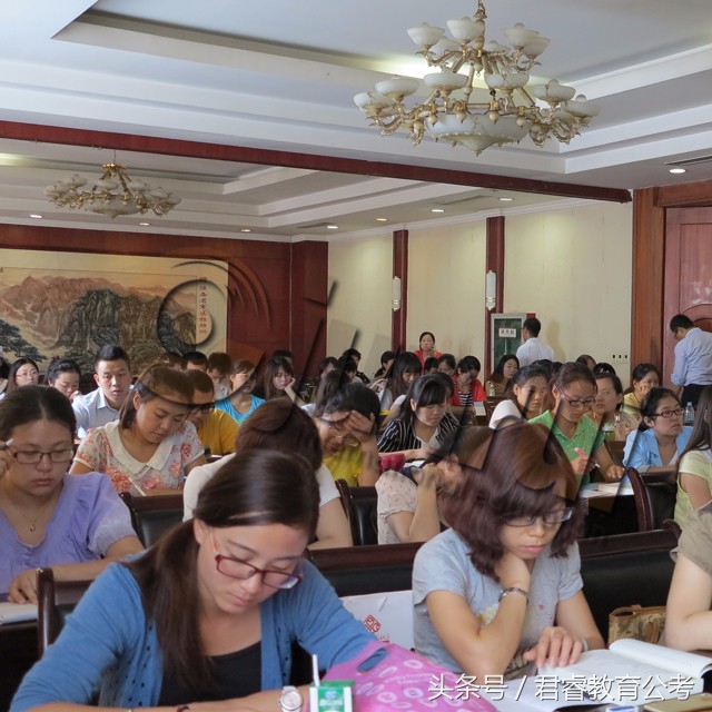 陕西省社区工笔者今后的前途,陕西社区工笔者待遇最新政策