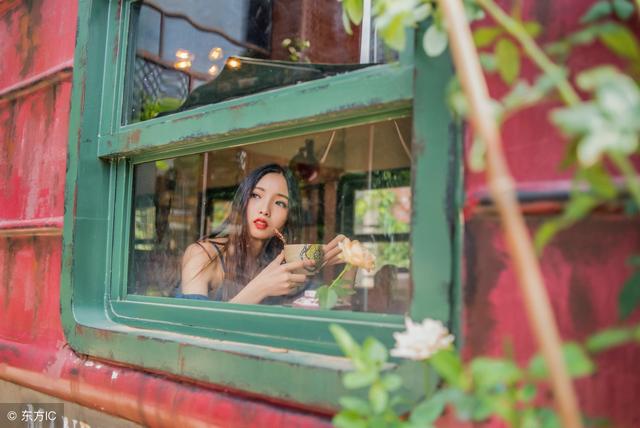 小说失业后回村种地致富了,小说回到老家生活