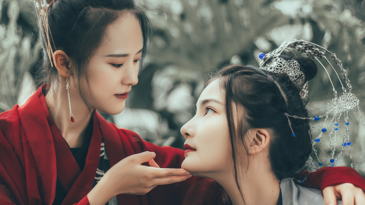 穿越洪荒凤凰族,穿越洪荒被逐出麒麟族的小说