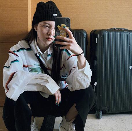 想要自拍可以弄什么动作,想自拍怎么拍好看呢