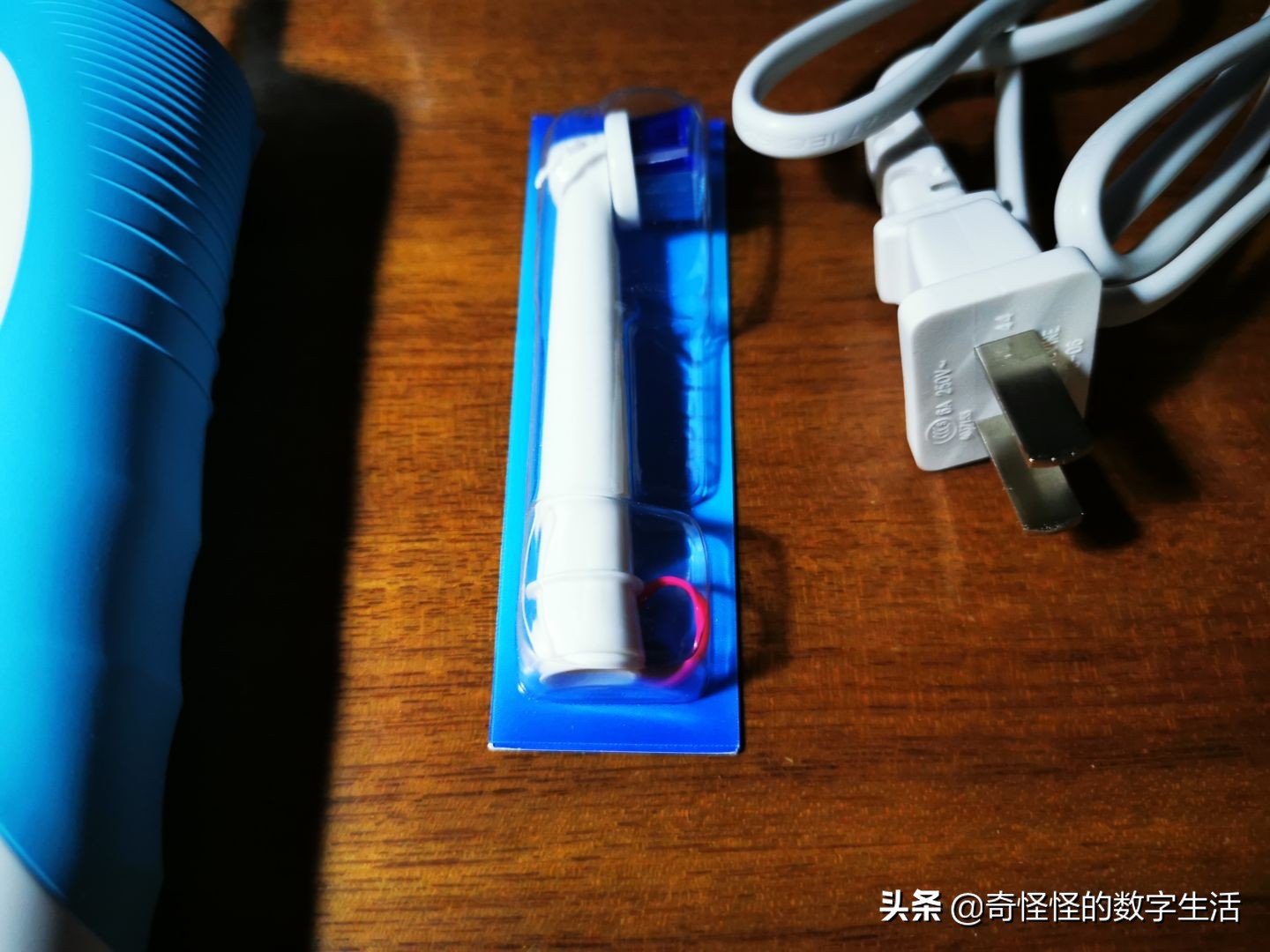 电动牙刷欧乐b牙刷测评,欧乐b电动牙刷不按刷头不转