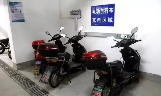 电动车充不进电必须要换电瓶吗,电动车换了电瓶充不进去电怎么办