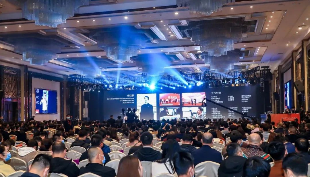 冠珠陶瓷新logo,冠珠背面logo印上去的